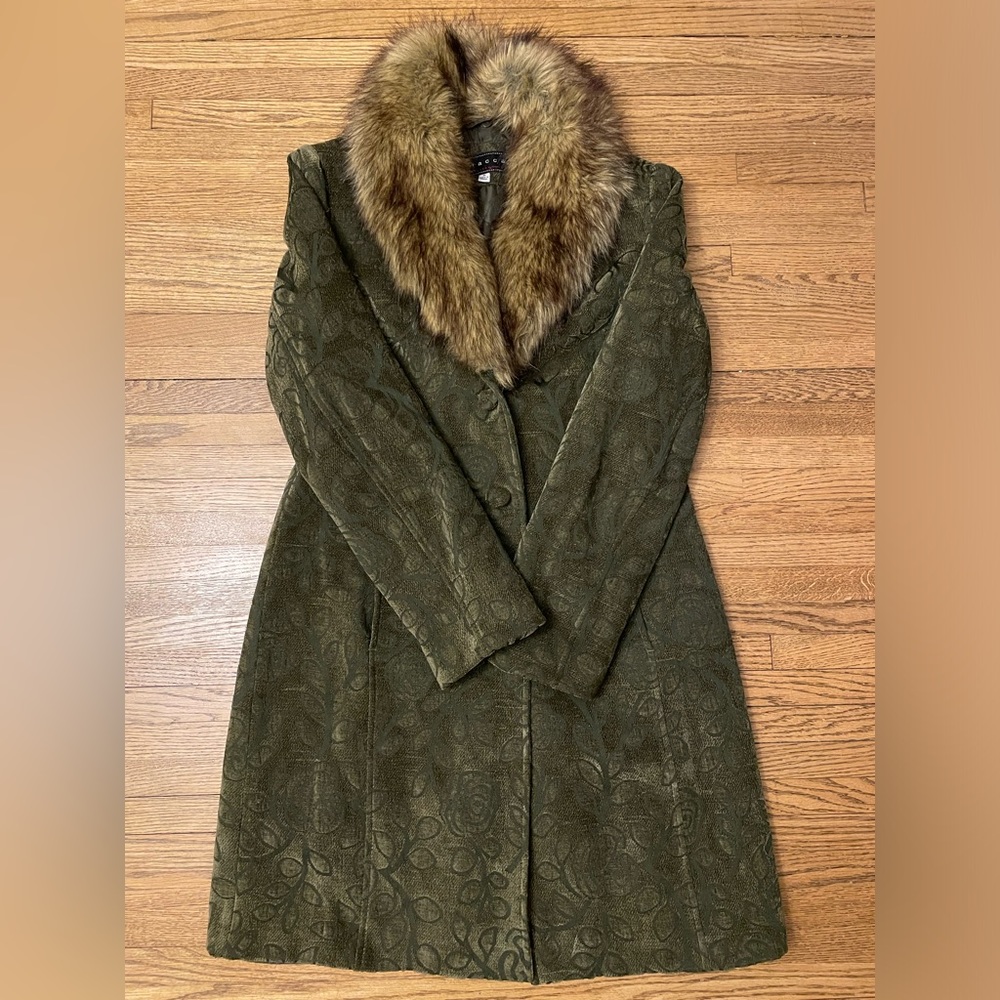 Beautiful green jacquard mid length jacket